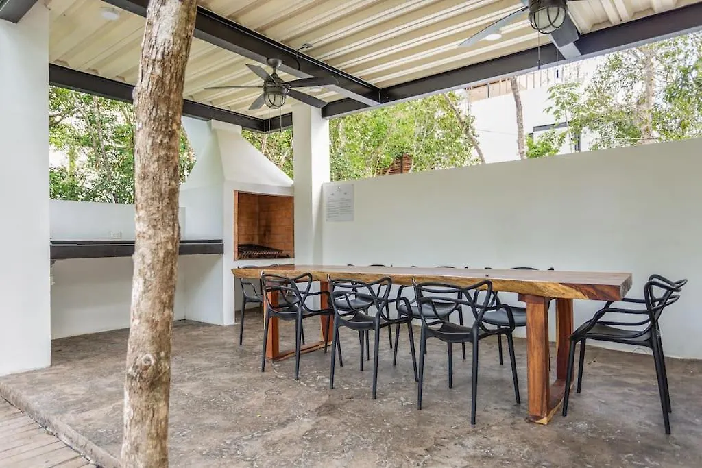 Stunning 4Br - Rooftop Pool, 5 Mins To Beach 图卢姆 别墅