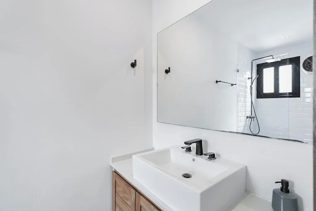 Stunning 4Br - Rooftop Pool, 5 Mins To Beach 图卢姆 0*,  墨西哥